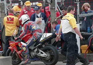 Images Dated 17th May 2021: Uel Duncan (Robinson Honda) 2000 Formula One TT
