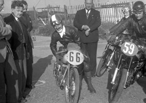 Images Dated 22nd August 2021: Umberto Massetti (Mondial) 1951 Ultra Lightweight TT