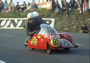 Images Dated 16th June 2021: Bill Uren & Dave Jose (Triumph) 1971 500 Sidecar TT