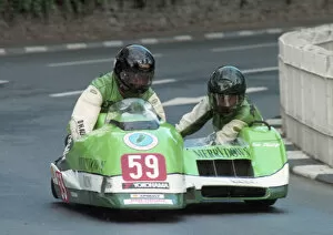 Images Dated 21st June 2020: Vern Phillips & Gill Phillips (Merrydown Yamaha) 1996 Sidecar TT