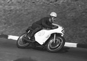 Images Dated 25th October 2019: Vic Hilton (Norton) 1965 Junior Manx Grand Prix