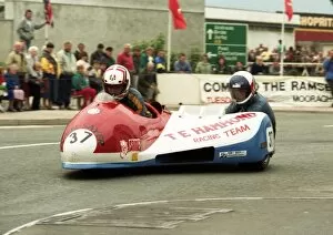 Images Dated 18th October 2017: Vic Jefford & Peter Hill (Baker Yamaha) 1989 Sidecar TT