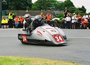 Wally Saunders & Bruce Moore (Ireson Yamaha) 2004 Sidecar TT