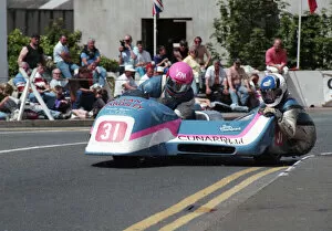 Images Dated 25th April 2021: Wally Saunders & Greg Mahon (Ireson Yamaha) 1993 Sidecar TT