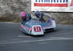Images Dated 22nd April 2021: Wally Saunders & Greg Mahon (Ireson Yamaha) 1993 Sidecar TT