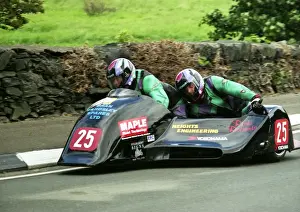 Wally Saunders & Rick Roberts (Ireson) 1998 Sidecar TT