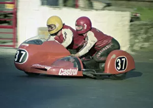 Images Dated 23rd December 2019: Walter Ohrmann & Bernd Grube (Yamaha) 1976 500 Sidecar TT
