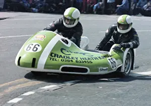 Warwick Newman & Alan Warner (Cradley Heath Rumble Kawasaki) 1981 Sidecar TT