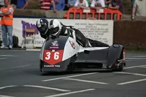 Wayne Lockey & Ken Edwards (Ireson Honda) 2010 Sidecar A TT