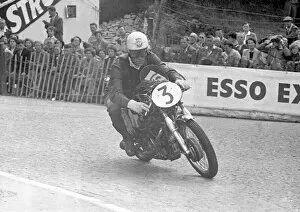 Images Dated 9th October 2021: Bill Webster (Velocette) 1953 Lightweight TT