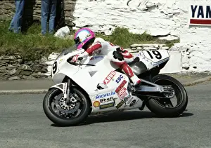 The White Charger: Steve Hislop (Abus Norton) 1992 Senior TT